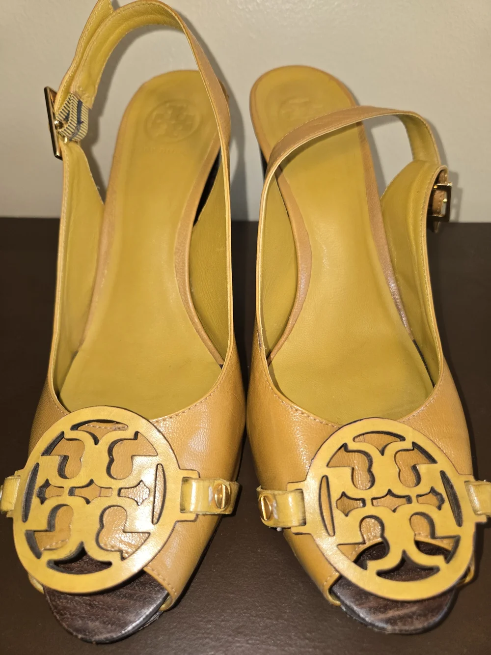 Tory Burch size classic